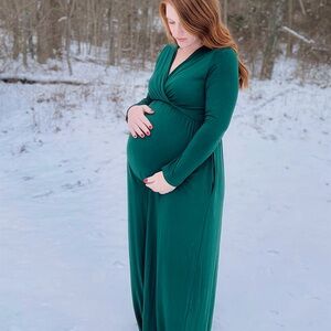 Green Long Sleeve Maternity Maxi Dress